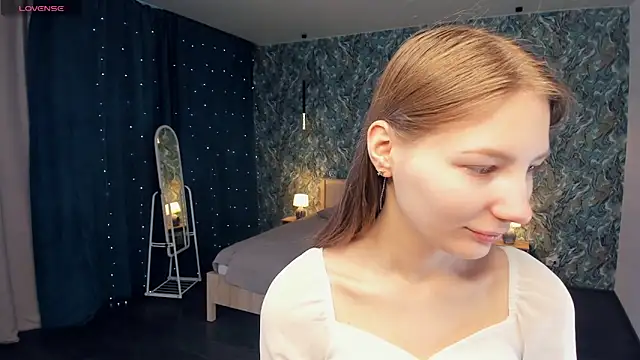 AndriaWhitford online show from 04/05/26, 06:43