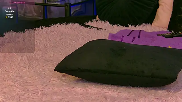 Snapshot of DivaCassie chatting on 04/06/26, 08:32 DivaCassie online show from 04/06/26, 08:32