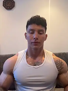 Snapshot of JAYCAM_ chatting on 04/08/26, 05:24 JAYCAM online show from 04/08/26, 05:24