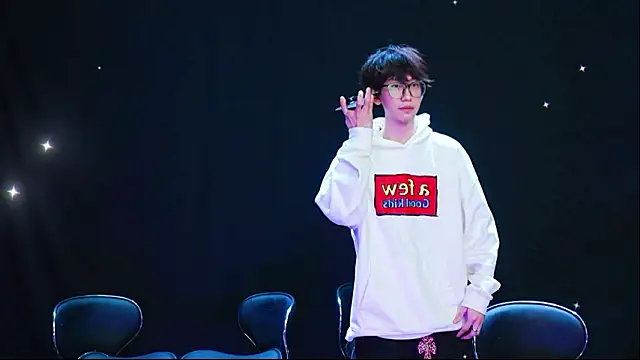 Snapshot of kissbaby-999 chatting on 03/23/26, 01:59 kissbaby-999 online show from 03/23/26, 01:59