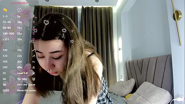 gigi meii online show from 04/15/26, 01:07