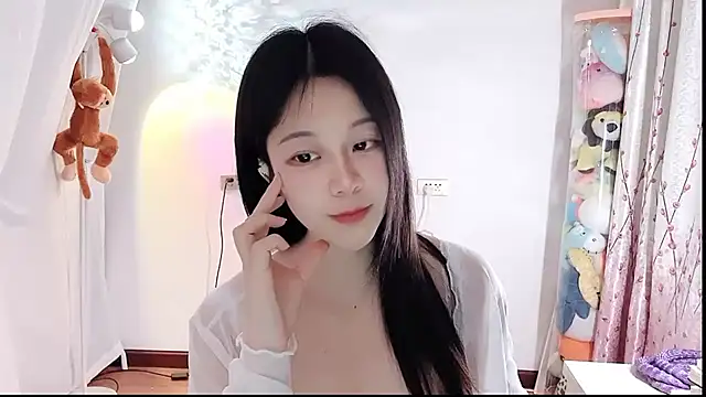 QQ-7890 online show from 04/11/26, 12:20