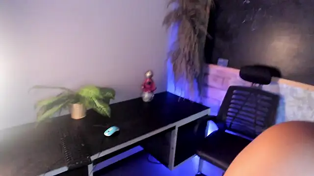 SweetMaddyson online show from 03/20/26, 12:21