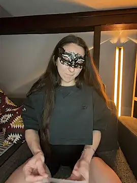 SwissHotLeo online show from 04/04/26, 09:01