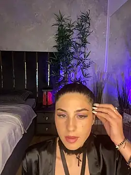 Snapshot of valery_evan chatting on 03/19/26, 07:51 valery evan online show from 03/19/26, 07:51