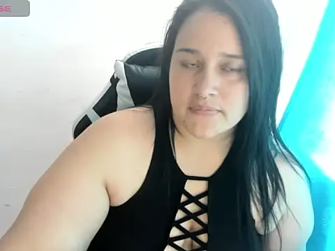 Atenea 19  online show from 04/07/26, 06:08