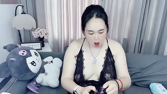 Snapshot of i4Fog chatting on 06/17/26, 05:54 i4Fog online show from 06/17/26, 05:54