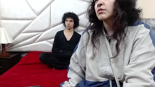 Nyx and Arian online show from 04/12/26, 01:54