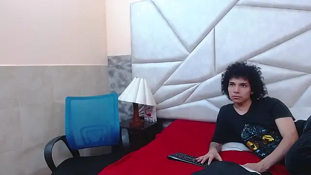 Nyx and Arian online show from 04/16/26, 01:28