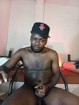 Snapshot of alfablackx chatting on 04/09/26, 11:43 alfablackx online show from 04/09/26, 11:43