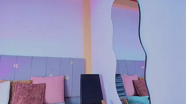 Snapshot of LiiaaGenner chatting on 04/13/26, 06:24 LiiaaGenner online show from 04/13/26, 06:24