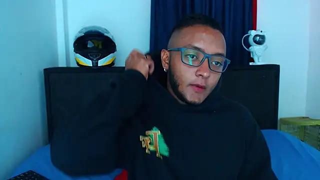 MascTyler online show from 03/27/26, 08:41