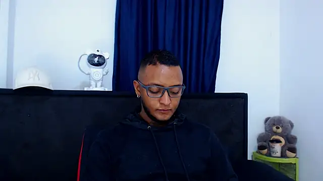 MascTyler online show from 04/01/26, 11:13