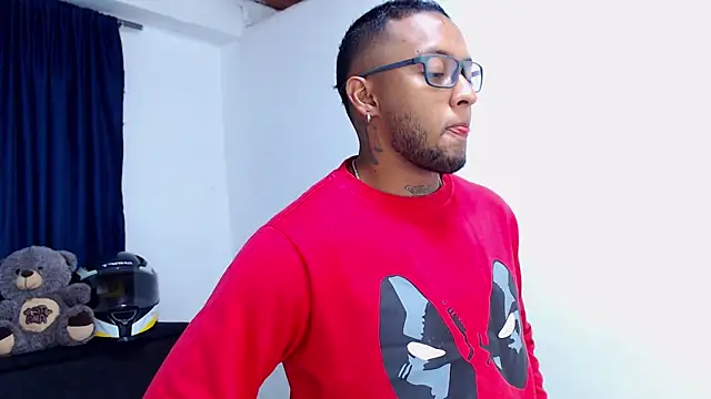 MascTyler online show from 04/08/26, 11:27