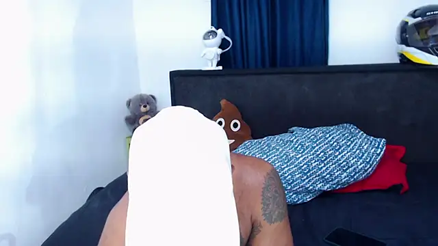 MascTyler online show from 04/14/26, 08:15