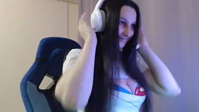 RiffedEye online show from 04/15/26, 07:58