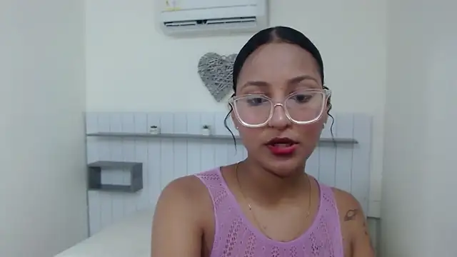 Rubi Diamond  online show from 04/01/26, 07:55