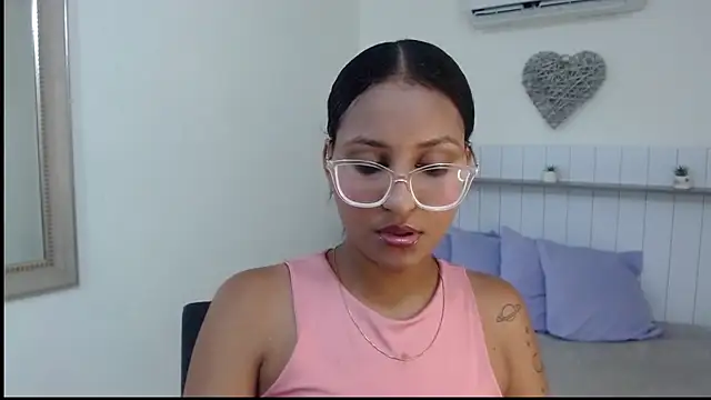 Rubi Diamond  online show from 04/16/26, 07:58