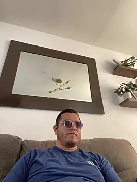 HOTB0Y18 online show from 03/24/26, 07:41