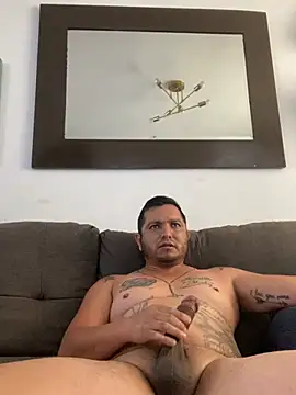 HOTB0Y18 online show from 03/28/26, 09:58