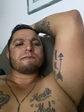 HOTB0Y18 online show from 04/06/26, 09:21