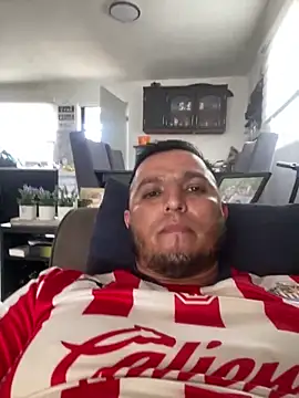 HOTB0Y18 online show from 04/12/26, 10:59