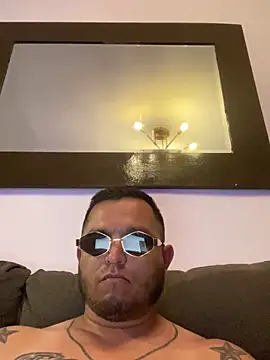 HOTB0Y18 online show from 05/26/26, 06:42