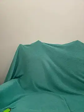 RafaelTitanX online show from 04/23/26, 02:52