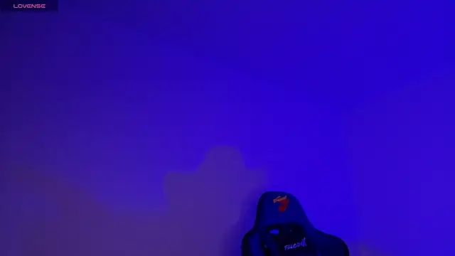 Nicolwhitee online show from 03/28/26, 12:05