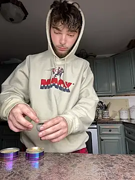 dommydom7177 online show from 04/10/26, 10:53