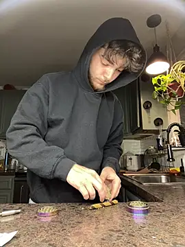 dommydom7177 online show from 04/12/26, 09:25