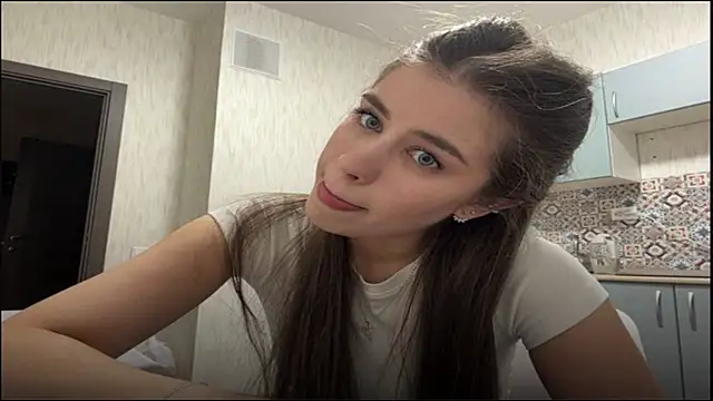 LypsiXo online show from 03/26/26, 04:12