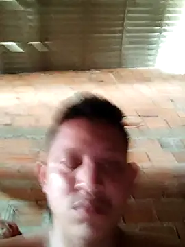 Snapshot of zoi2324 chatting on 04/12/26, 05:51 zoi2324 online show from 04/12/26, 05:51