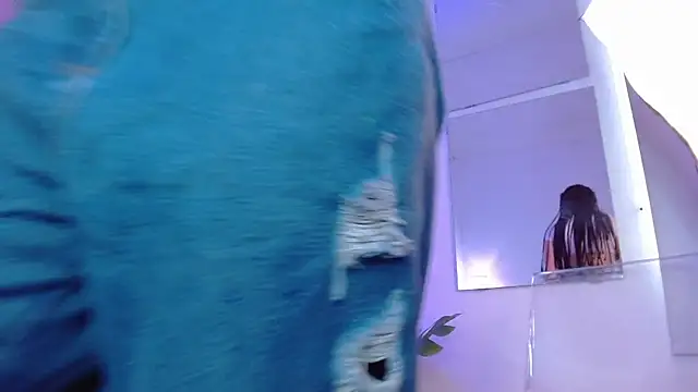 shiny foxeyes online show from 03/24/26, 09:20