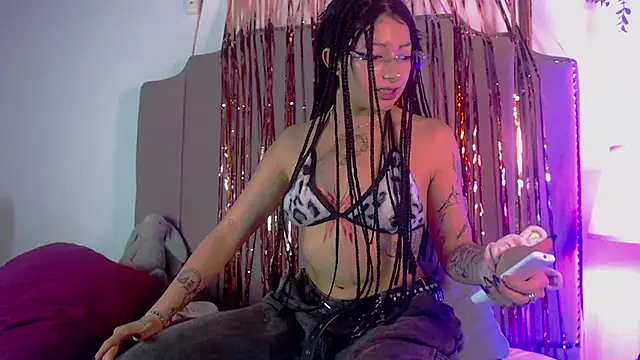 shiny foxeyes online show from 03/26/26, 11:10