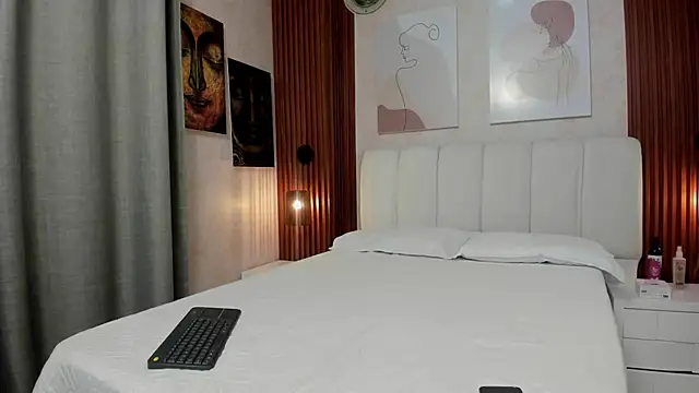 Snapshot of Maiasweet_ chatting on 03/31/26, 01:51 Maiasweet online show from 03/31/26, 01:51