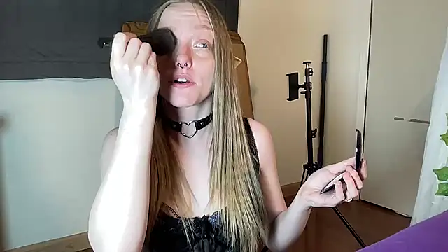 ElfGirlAna online show from 04/07/26, 03:23