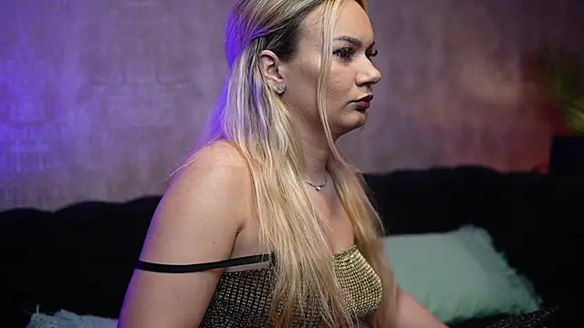 Snapshot of DaliaParis chatting on 03/27/26, 09:36 DaliaParis online show from 03/27/26, 09:36