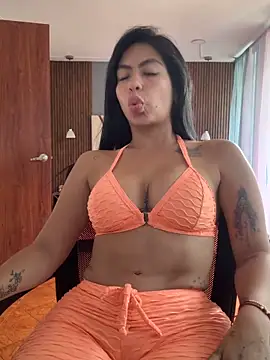 Noa rousse01 online show from 04/15/26, 07:54