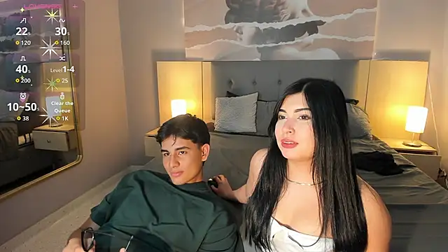 Snapshot of CleoandJames chatting on 03/21/26, 11:37 CleoandJames online show from 03/21/26, 11:37