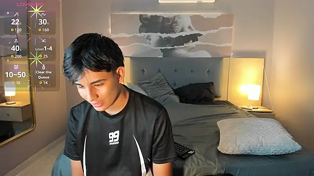 Snapshot of CleoandJames chatting on 03/22/26, 11:35 CleoandJames online show from 03/22/26, 11:35