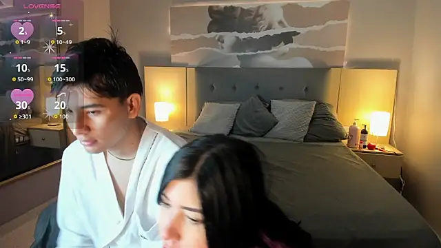 Snapshot of CleoandJames chatting on 03/31/26, 11:32 CleoandJames online show from 03/31/26, 11:32