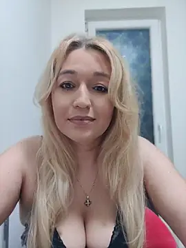 LexaVelure online show from 04/16/26, 09:50