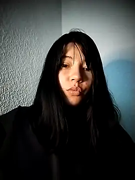 Moon Thompson online show from 04/03/26, 06:50
