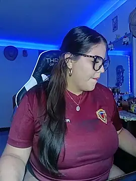 Snapshot of Bonny_rousse01 chatting on 06/30/26, 12:28 Bonny rousse01 online show from 06/30/26, 12:28