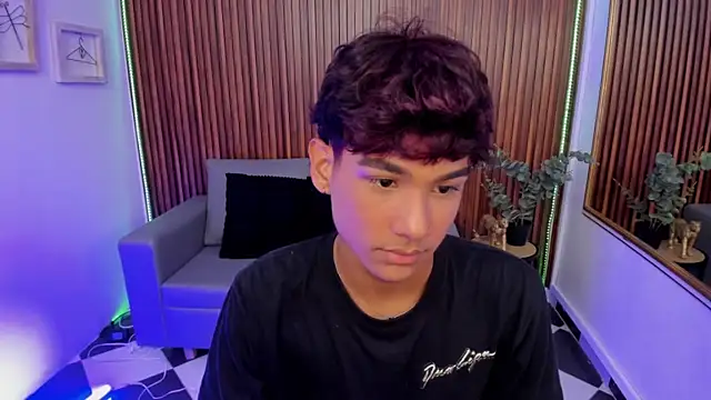 Oliver20   online show from 03/20/26, 02:49