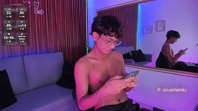 Oliver20   online show from 03/28/26, 04:56