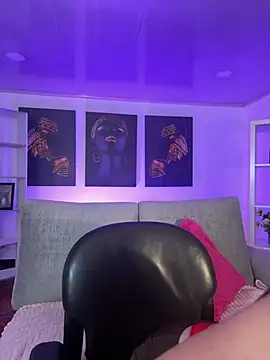 Snapshot of linda_norris_ chatting on 03/27/26, 07:02 linda norris online show from 03/27/26, 07:02