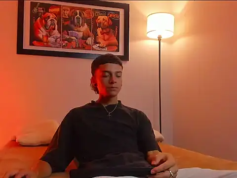 Noahh Saky online show from 04/01/26, 03:29