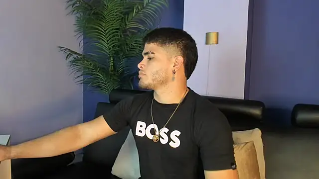 DanteTargaryen online show from 04/05/26, 07:11